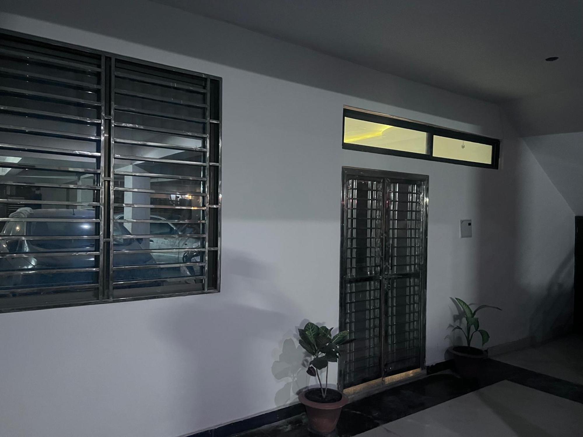 J K Apartment Prayagraj Esterno foto