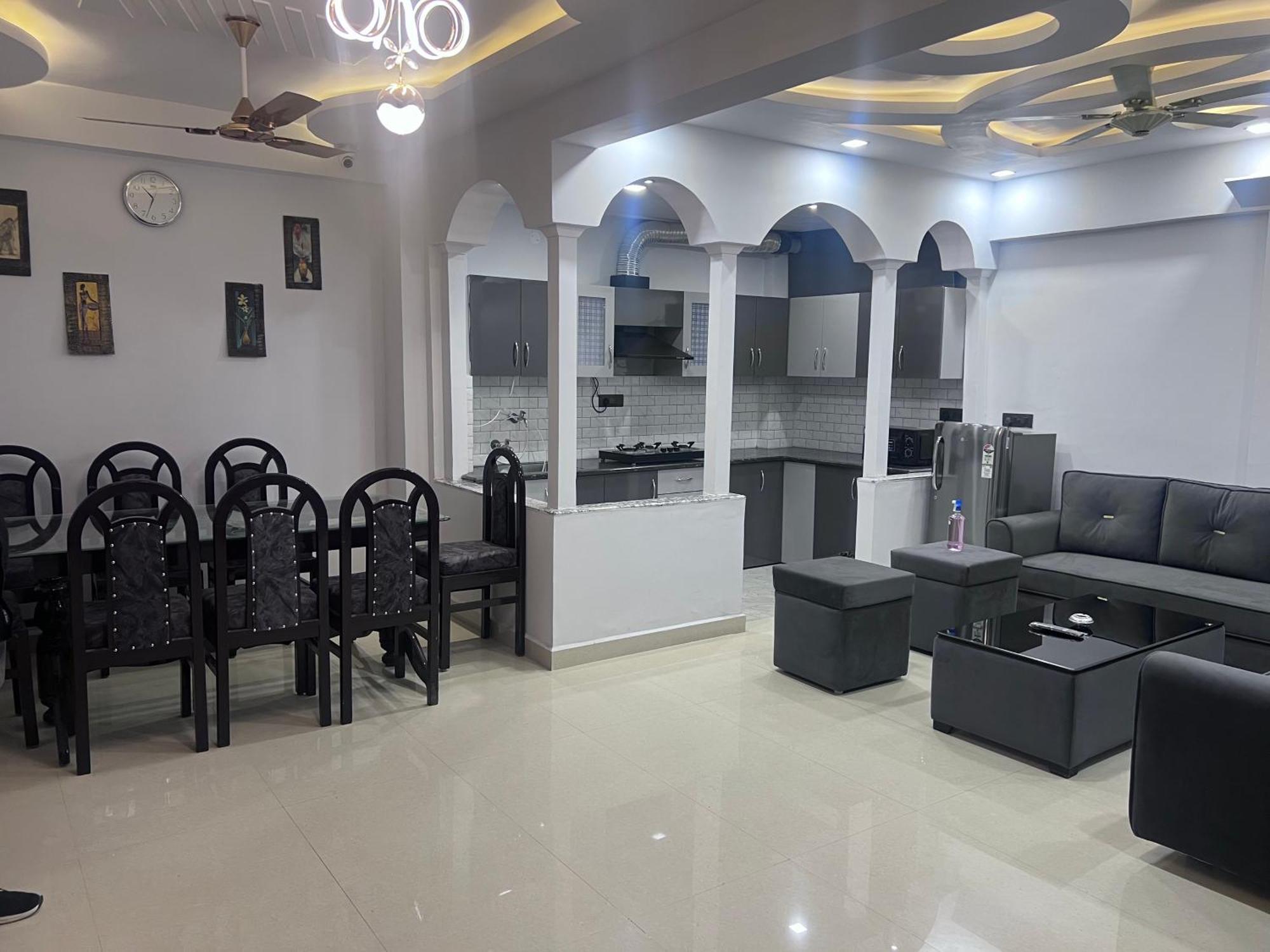 J K Apartment Prayagraj Esterno foto
